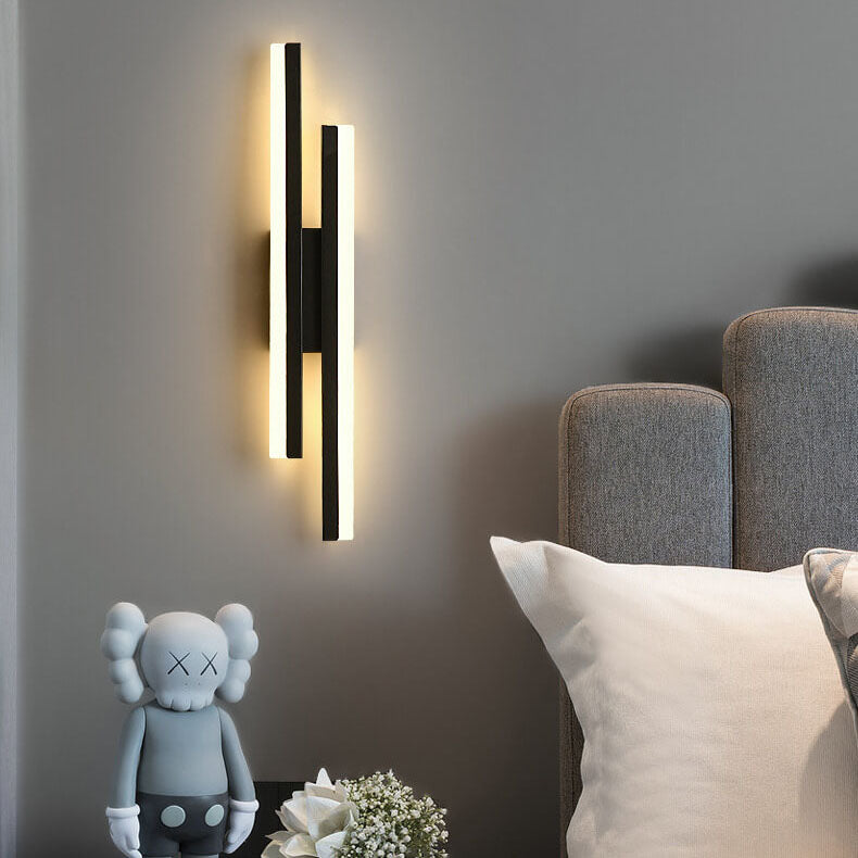 Modern Minimalist Lines Iron Acrylic LED Wall Lamp