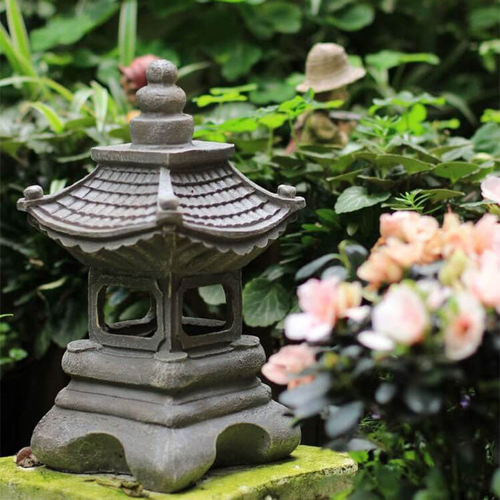 Japanese Zen Solar Waterproof Pagoda Stone LED Outdoor Garden Decoration Landscape Lighting