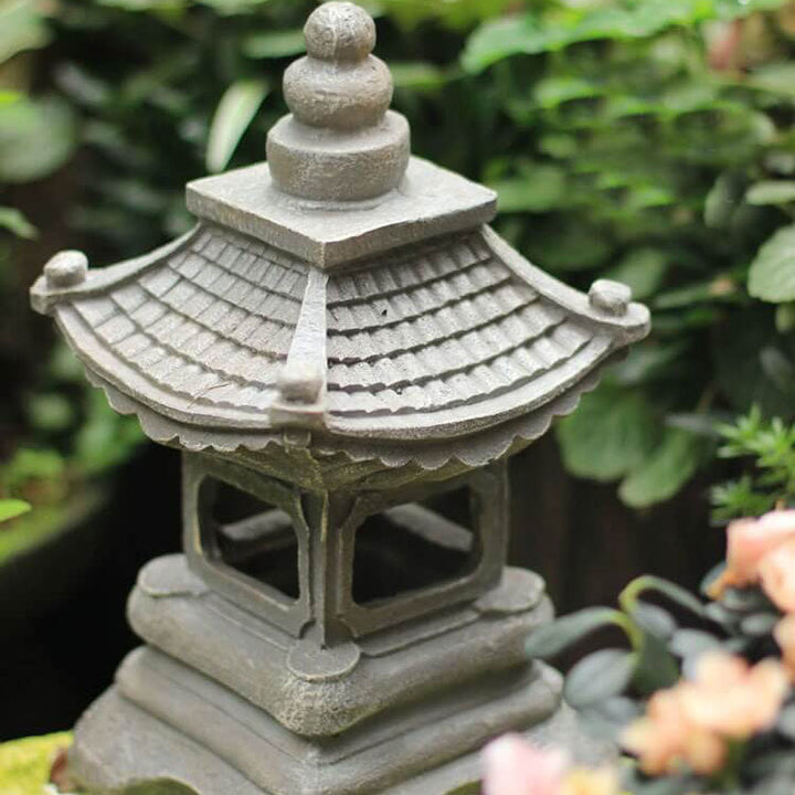 Japanese Zen Solar Waterproof Pagoda Stone LED Outdoor Garden Decoration Landscape Lighting