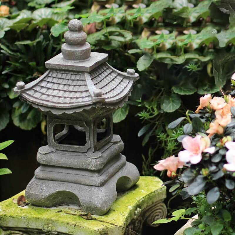 Japanese Zen Solar Waterproof Pagoda Stone LED Outdoor Garden Decoration Landscape Lighting
