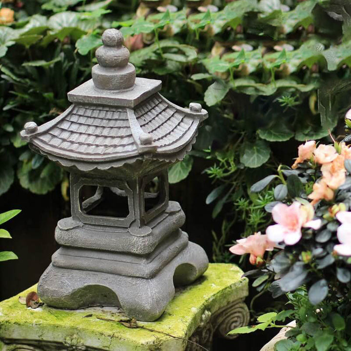 Japanese Zen Solar Waterproof Pagoda Stone LED Outdoor Garden Decoration Landscape Lighting