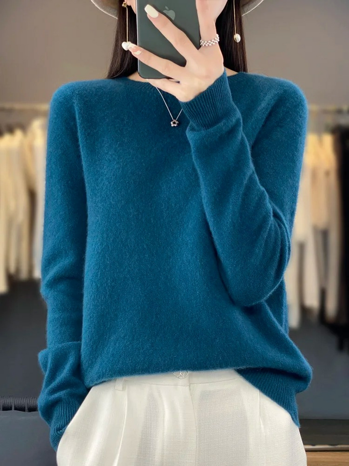 Everyday Elegance Round Neck Knit Sweater for Women