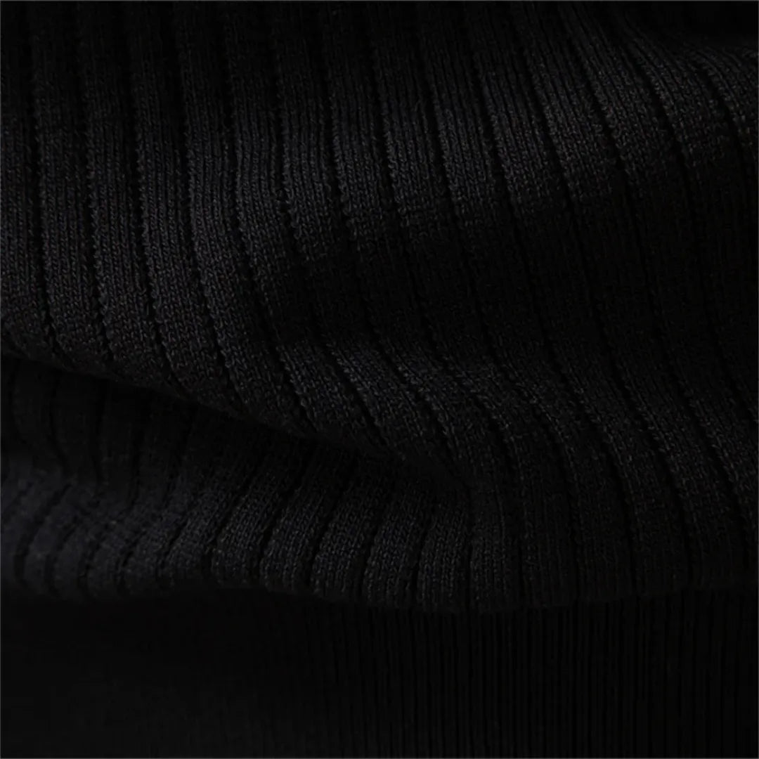 Men's Sweater with Round Neck and Button Closure for Daily Use
