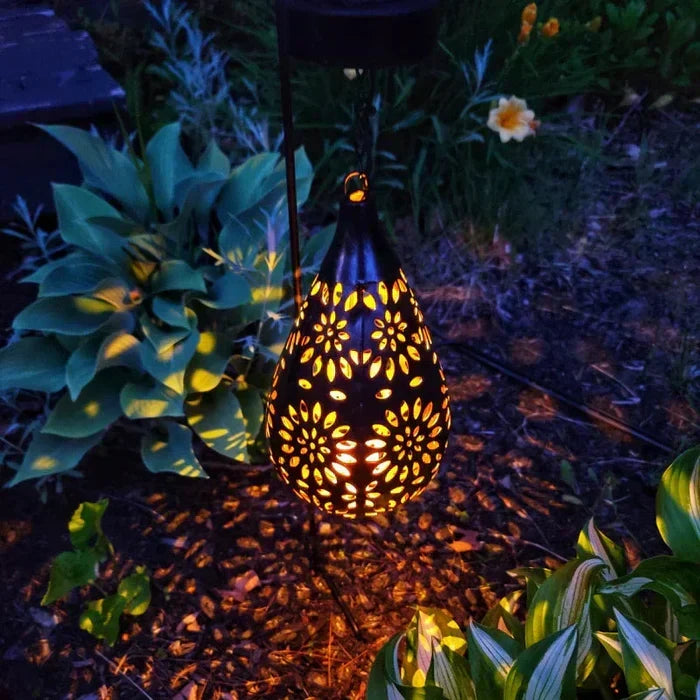 Solar-Powered & Weather-Resistant Garden Lamp in Floral Design - For Stylish Outdoor Lighting