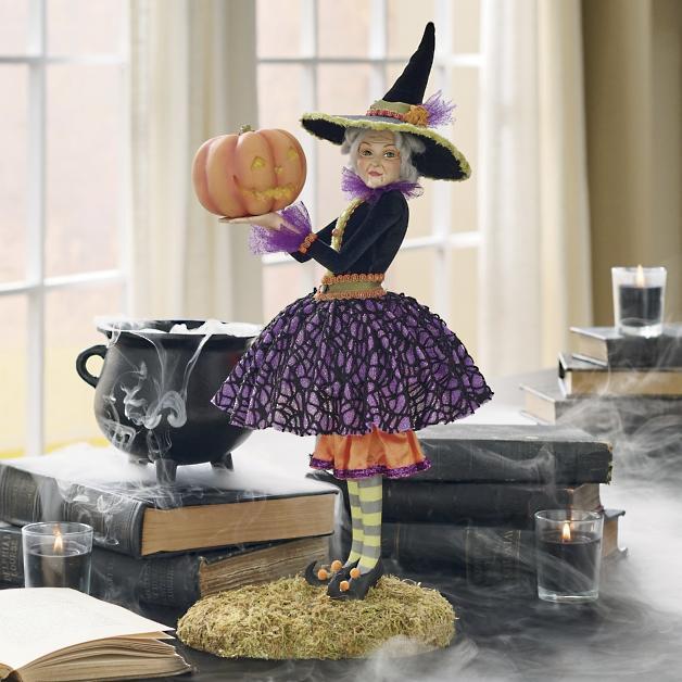 Enchanted Witch Resin Figurine - Handmade Halloween Decoration with Intricate Details