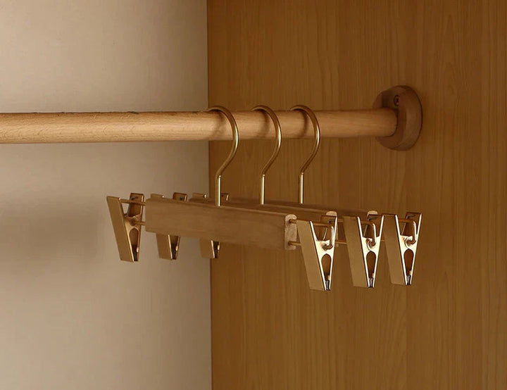 Premium Camphor Wood Closet Hangers with Wide Shoulders - Set of 2
