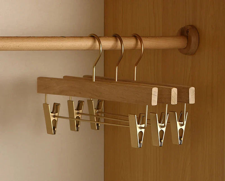 Premium Camphor Wood Closet Hangers with Wide Shoulders - Set of 2