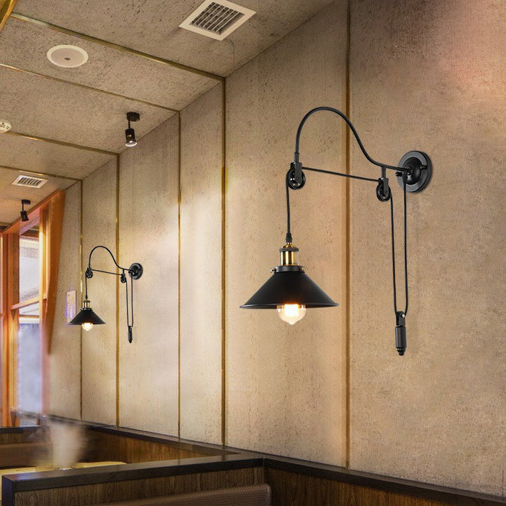 Retro Industrial Forged Iron 1-Light Source Pulley Wall Lamp