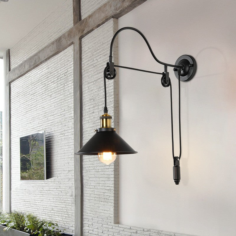 Retro Industrial Forged Iron 1-Light Source Pulley Wall Lamp
