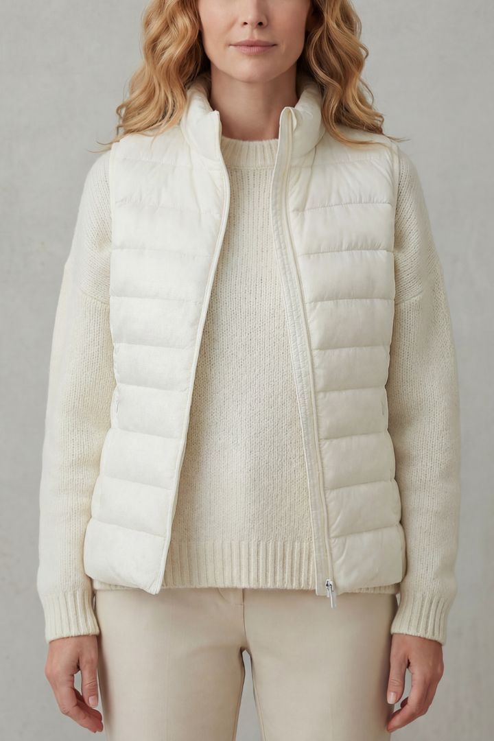 Women's Lightweight Quilted Layering Vest – Effortless Warmth & Style