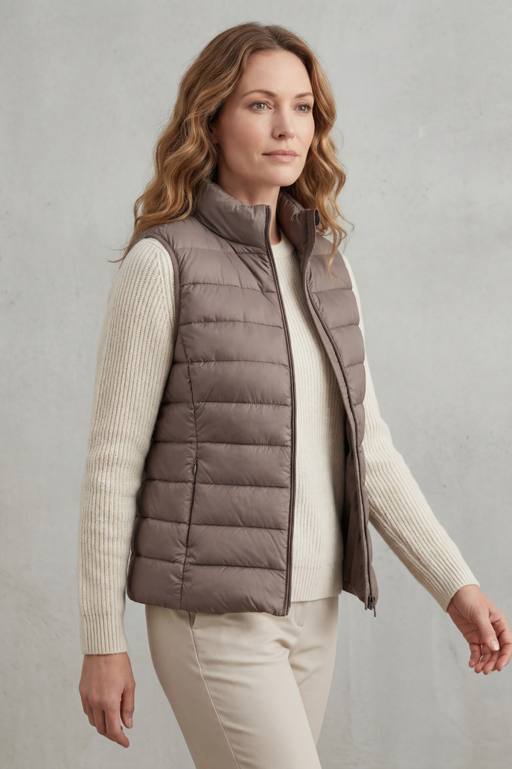 Women's Lightweight Quilted Layering Vest – Effortless Warmth & Style