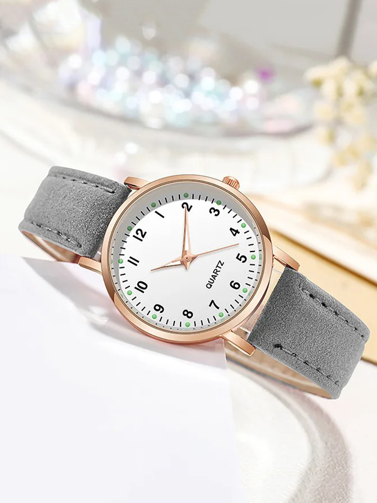 Women's Gold Watch with Strap for Everyday and Festivities