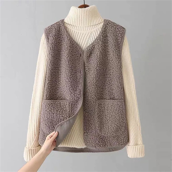 Women's Plush Sherpa Sleeveless Vest – Warm, Lightweight & Casual Layering