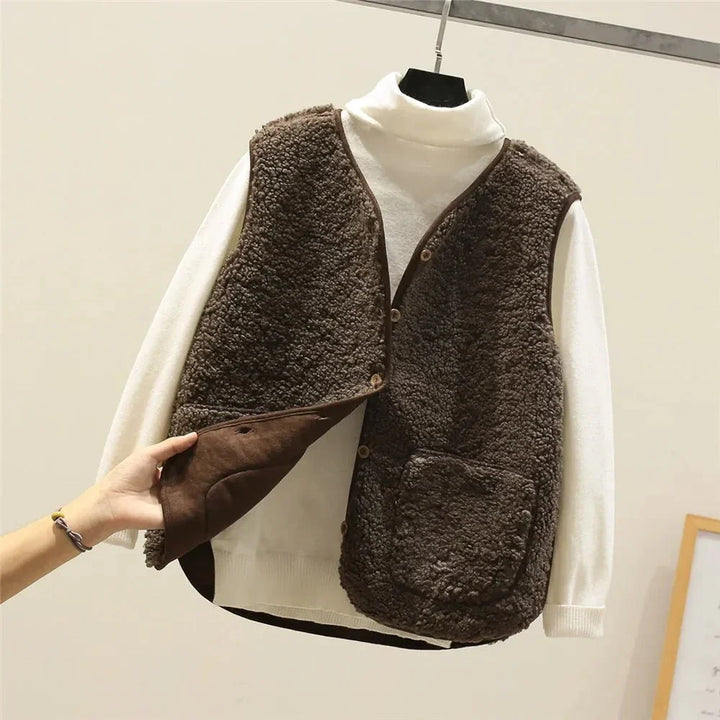 Women's Plush Sherpa Sleeveless Vest – Warm, Lightweight & Casual Layering