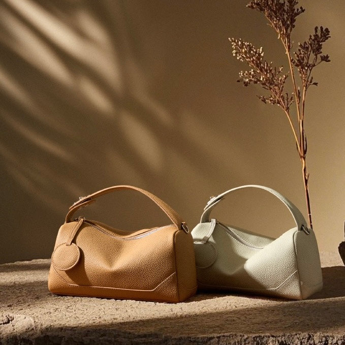 Reeve – Pebbled Shoulder Bag With Crossbody Strap