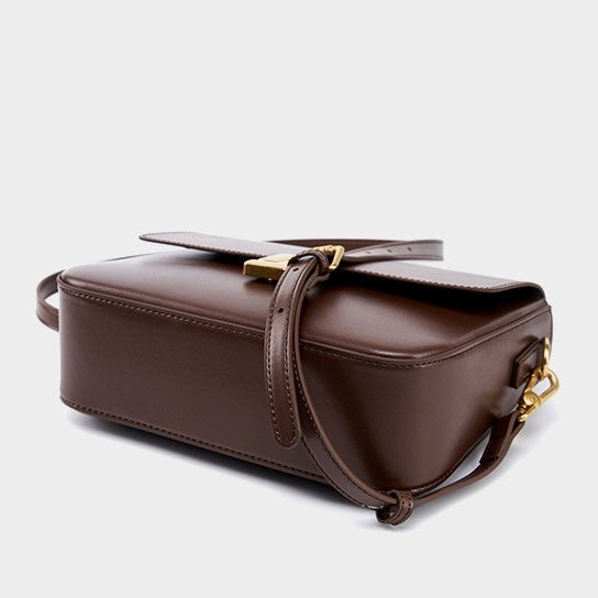 Lola – Women's Shoulder Bag With Gold Turn-Lock Closure