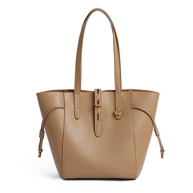 Remy – Women's Leather Tote Bag With Vintage Lock Buckle Detail
