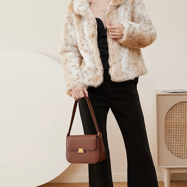 Arden – Structured Shoulder Bag With Gold-Tone Lock Closure