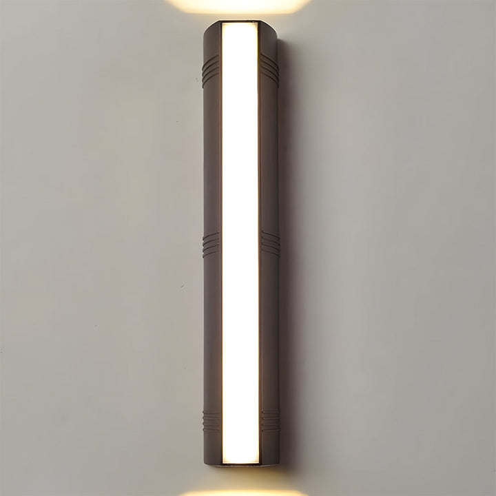 Modern Linear LED Outdoor Wall Light - Weather-Resistant for Gardens and Patios