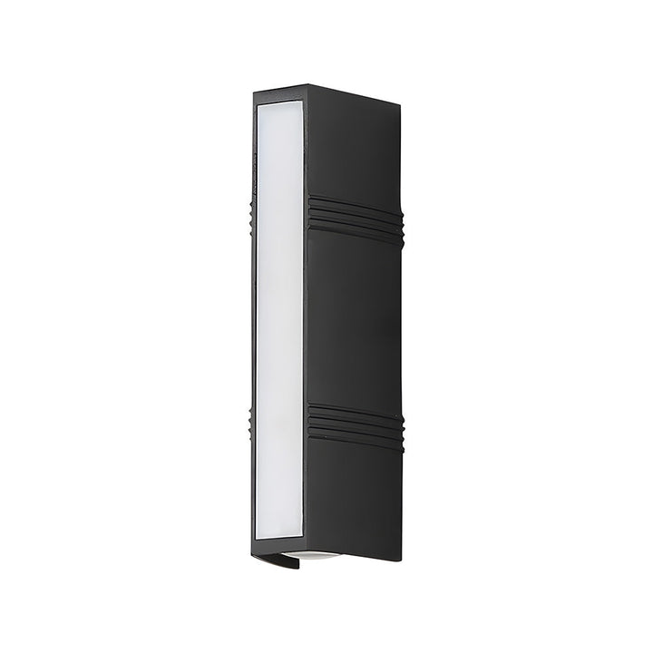 Modern Linear LED Outdoor Wall Light - Weather-Resistant for Gardens and Patios