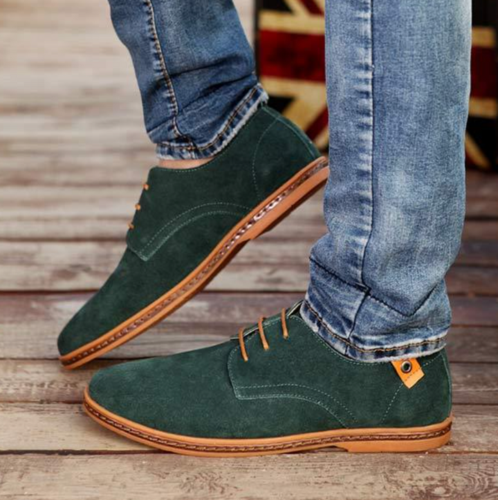Men's Suede Derby Shoes with Lace Closure and Textured Finish