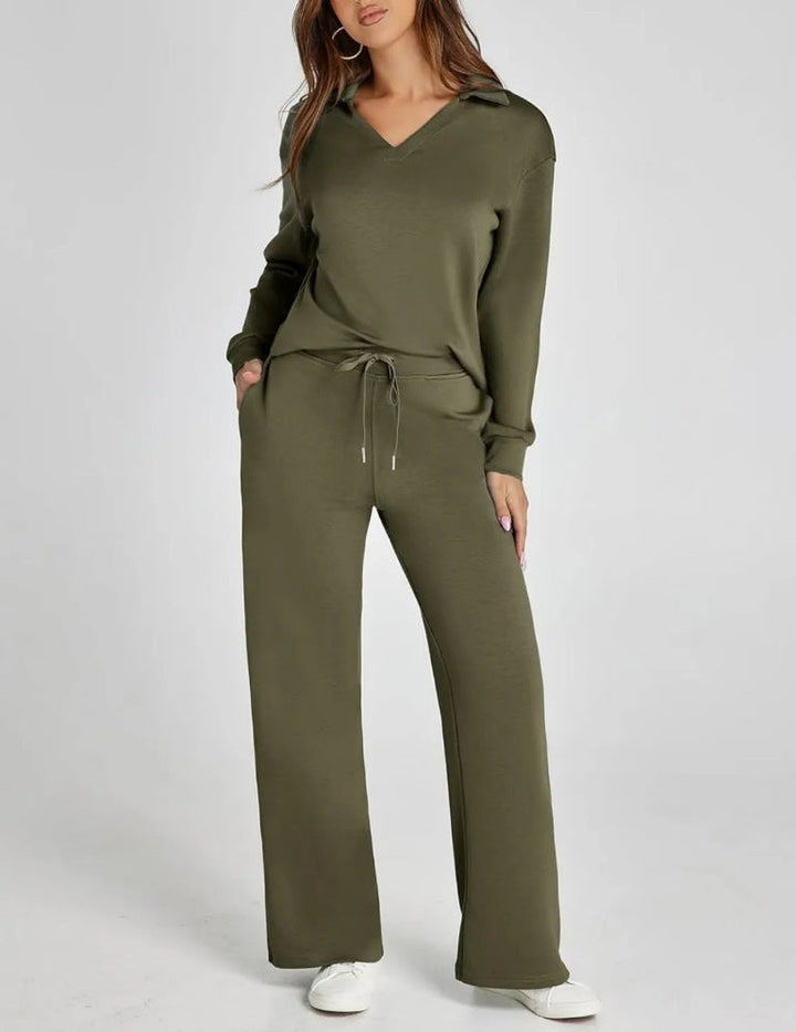 Relaxed Comfort Two-Piece Lounge Set – V-Neck Top & Wide Leg Pants