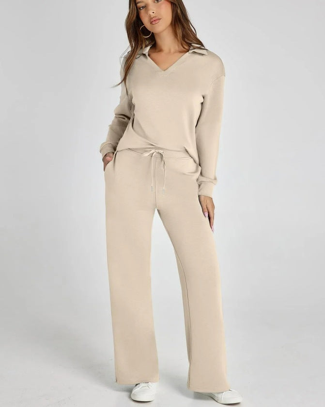 Relaxed Comfort Two-Piece Lounge Set – V-Neck Top & Wide Leg Pants