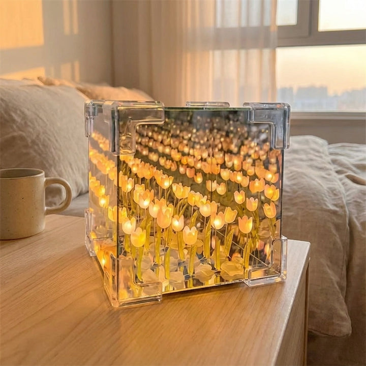 Infinity Tulip Reflection Cube Lamp - Dimmable LED Mirrored Decorative Light
