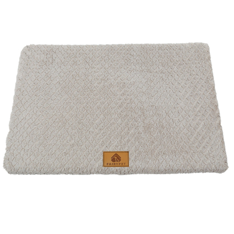 Premium Plush Pet Comfort Blanket – Soft & Cozy for Dogs and Cats
