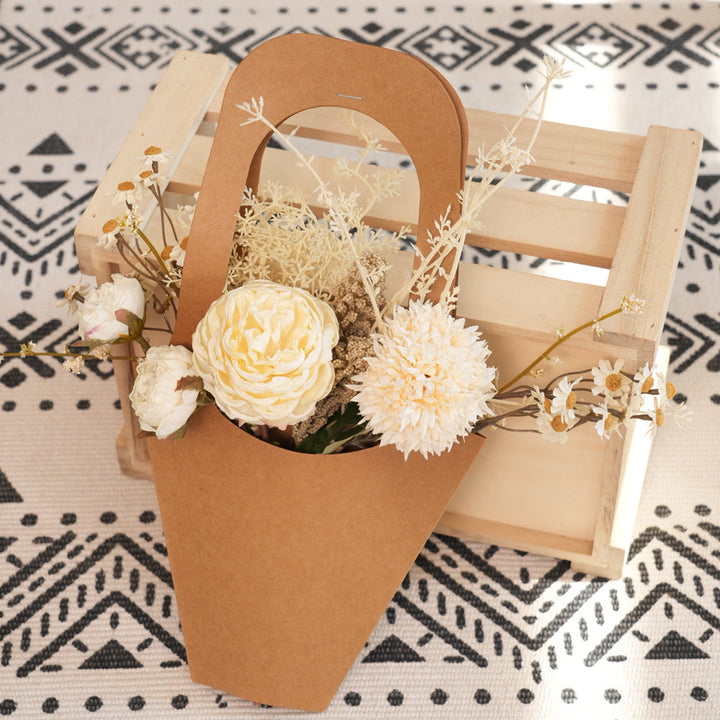 Sustainable Dried Flower Home Accent with Eco-Friendly Packaging