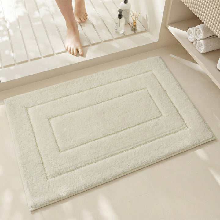 Premium Microfiber Bath Mat with Non-Slip Base