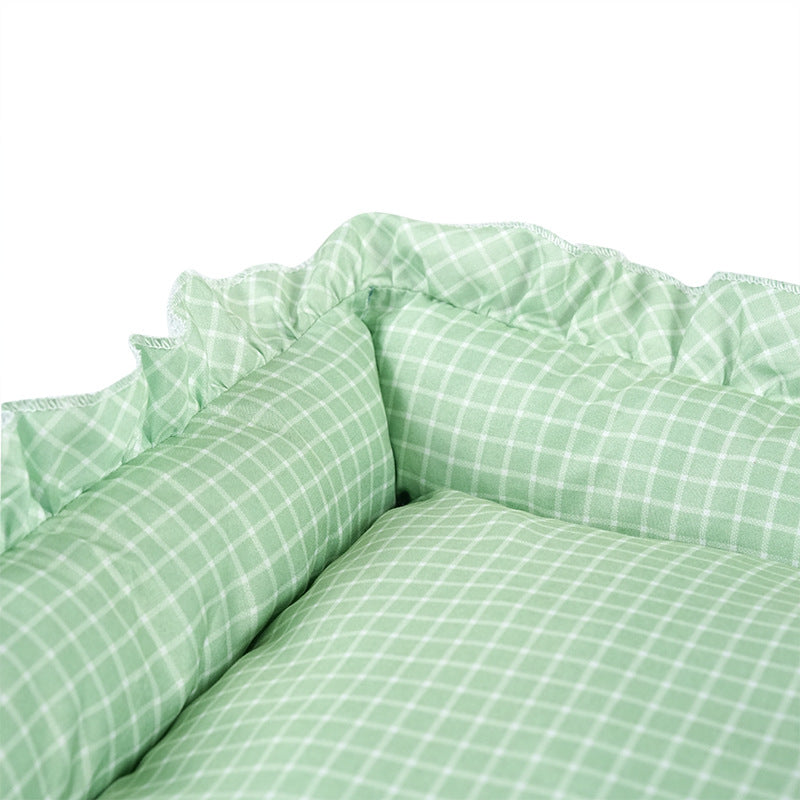 Premium Ruffled Comfort Pet Bed with Washable Cover