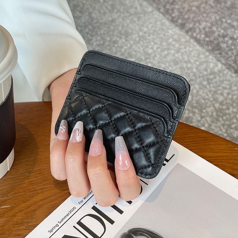 Quilted Leather Compact Card Wallet - Premium Slim Card Holder