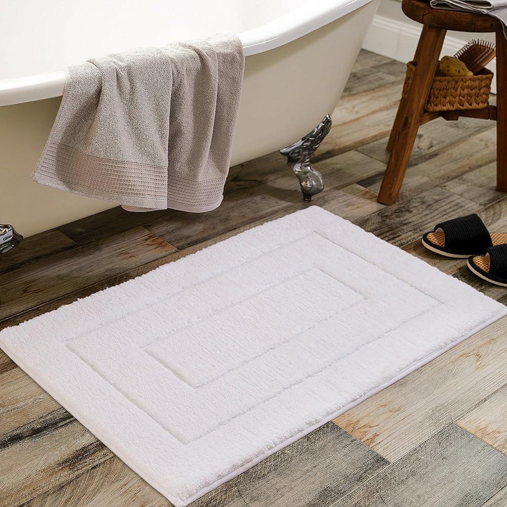 Premium Microfiber Bath Mat with Non-Slip Base