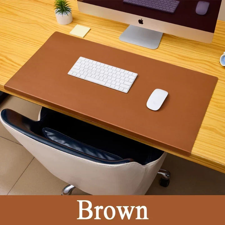 Premium PU-Leather Desk Pad with Wrist Support – Non-Slip Surface for Office and Gaming