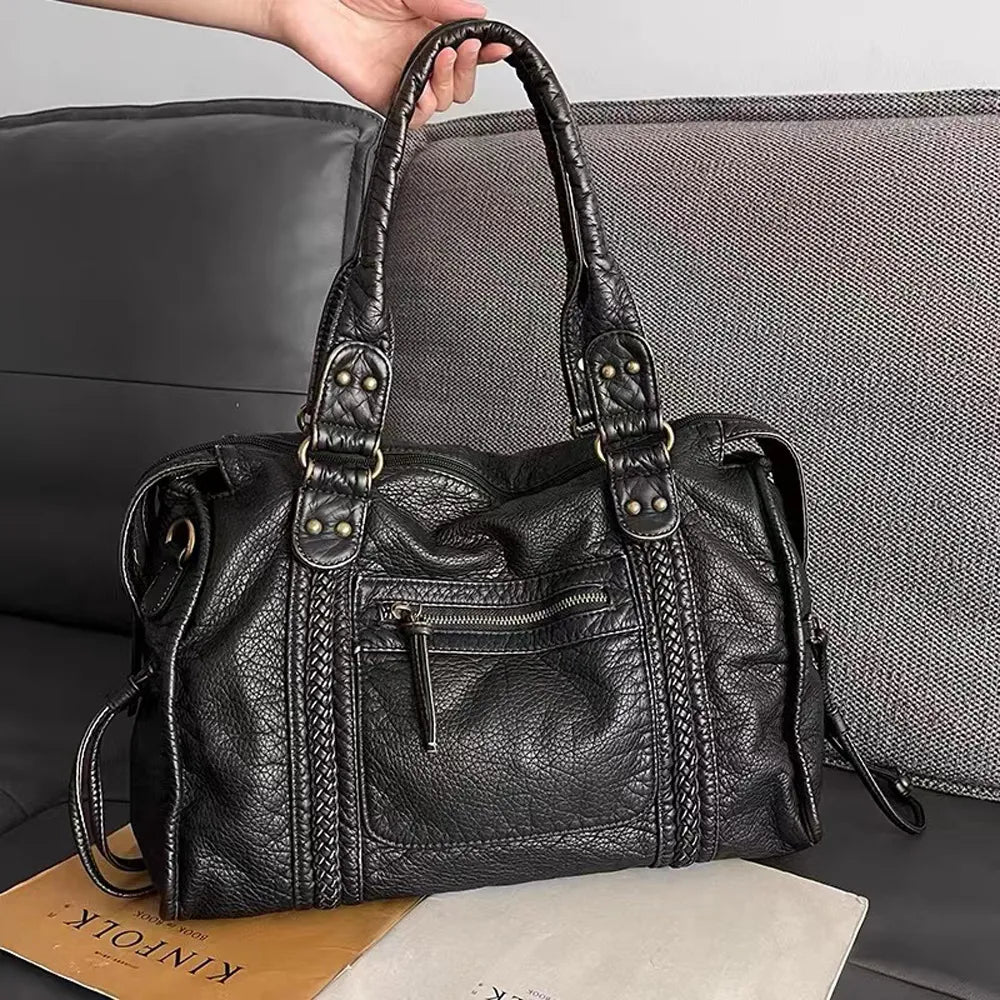 Elegance Black | Luxurious handbag in genuine leather