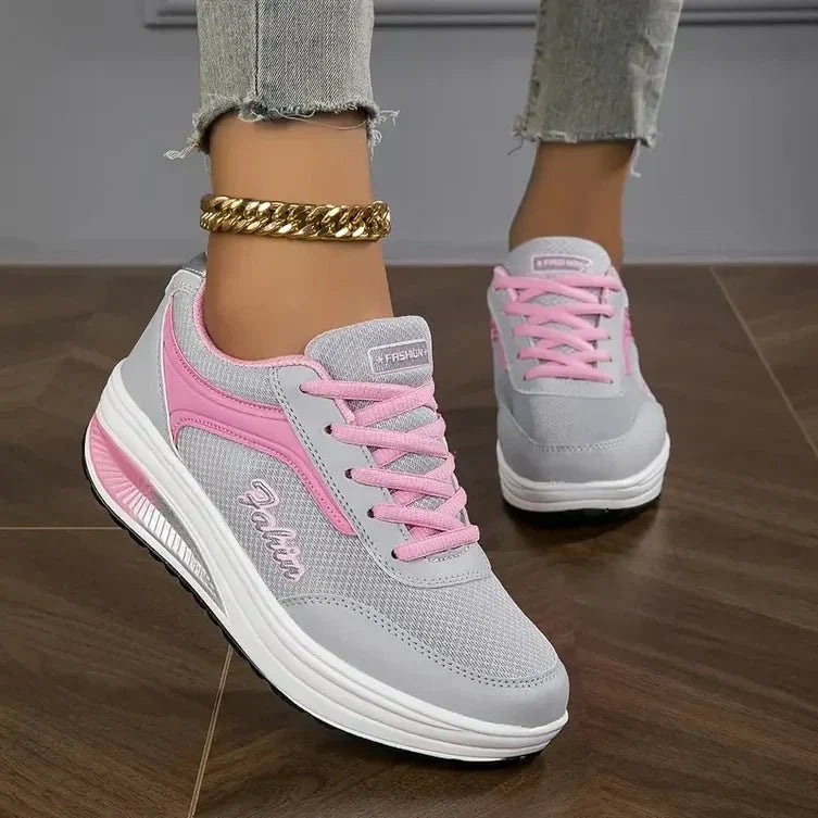 Comfort Stride Women's Everyday Sneaker – Ergonomic Support & Flexible Cushioning