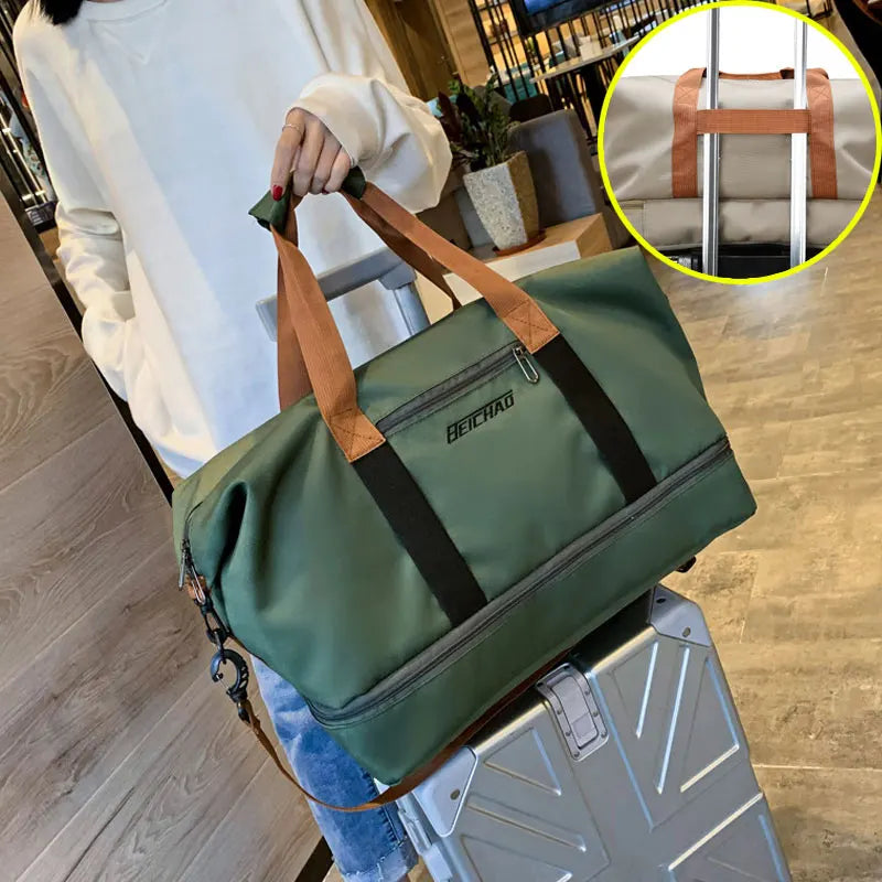 Gym Bag with Shoe Compartment and Wet/Dry Separation for Training