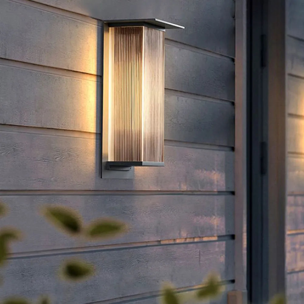 Ray Modern Rectangular Metal Outdoor Wall Lamp, Black