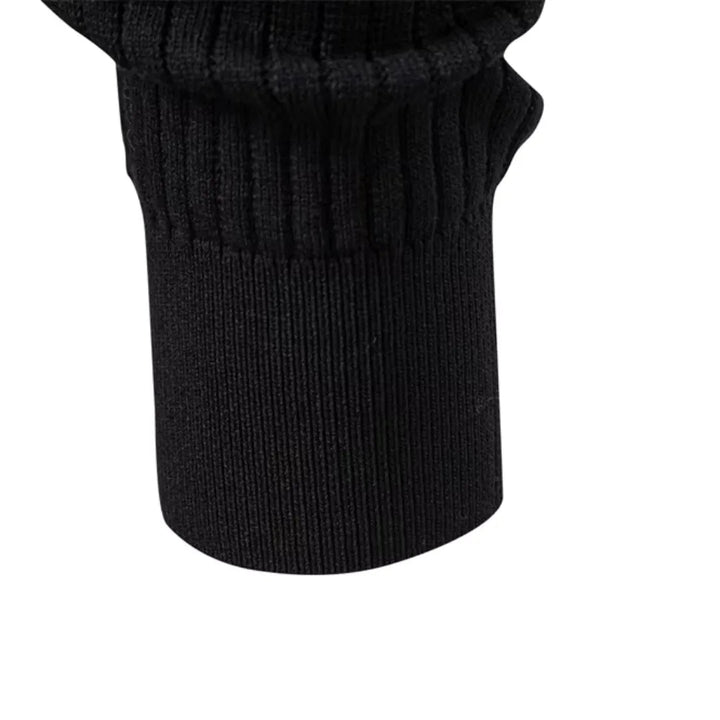 Men's Sweater with Round Neck and Button Closure for Daily Use