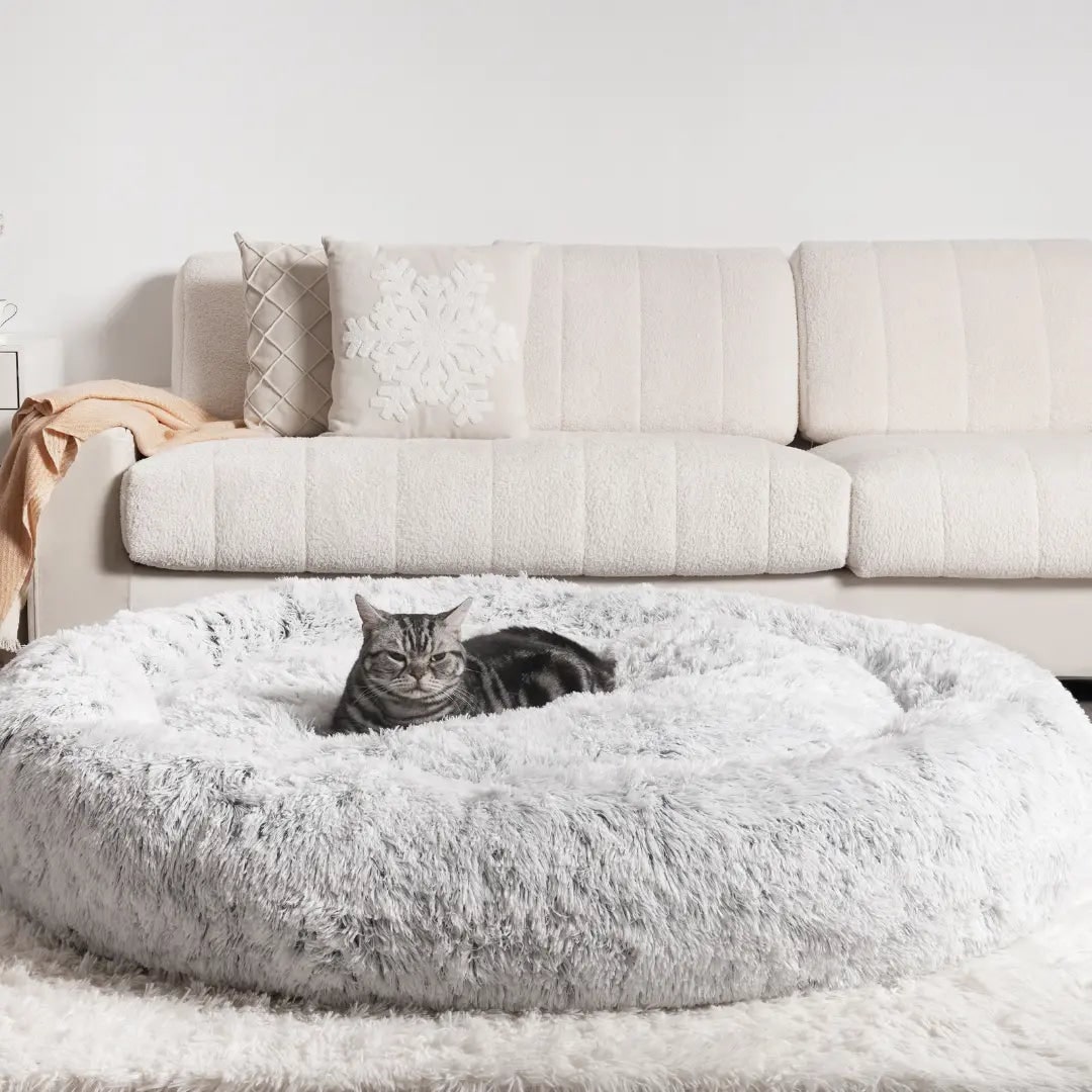 Cozy Round Plush Pet Bed for Cats and Small Pets