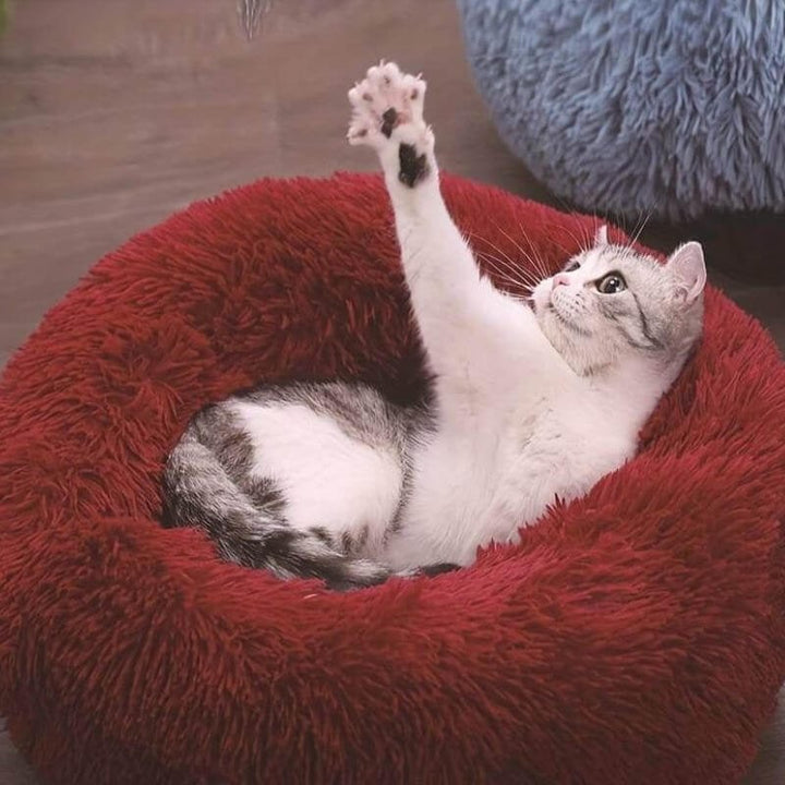 Cozy Round Plush Pet Bed for Cats and Small Pets