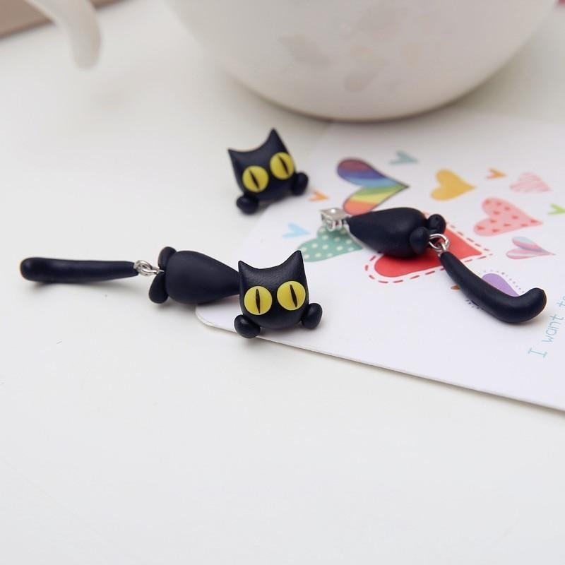 Feline Paw Print Stud Earrings - Cute Cat Lover Jewelry