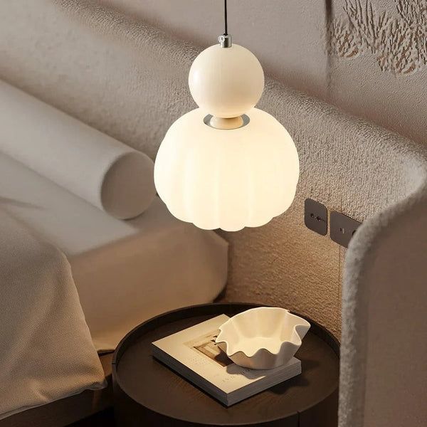 Art Deco Pendant Lamp in Cream Shade – Style and Elegance
