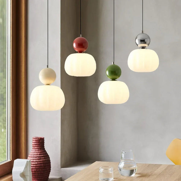 Art Deco Pendant Lamp in Cream Shade – Style and Elegance