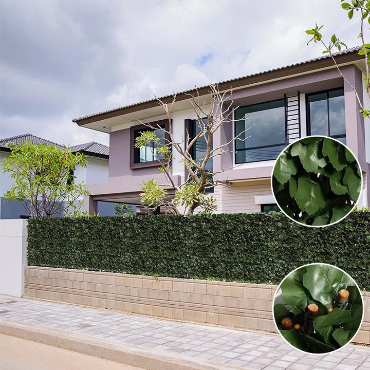 Expandable garden fence with artificial leaves