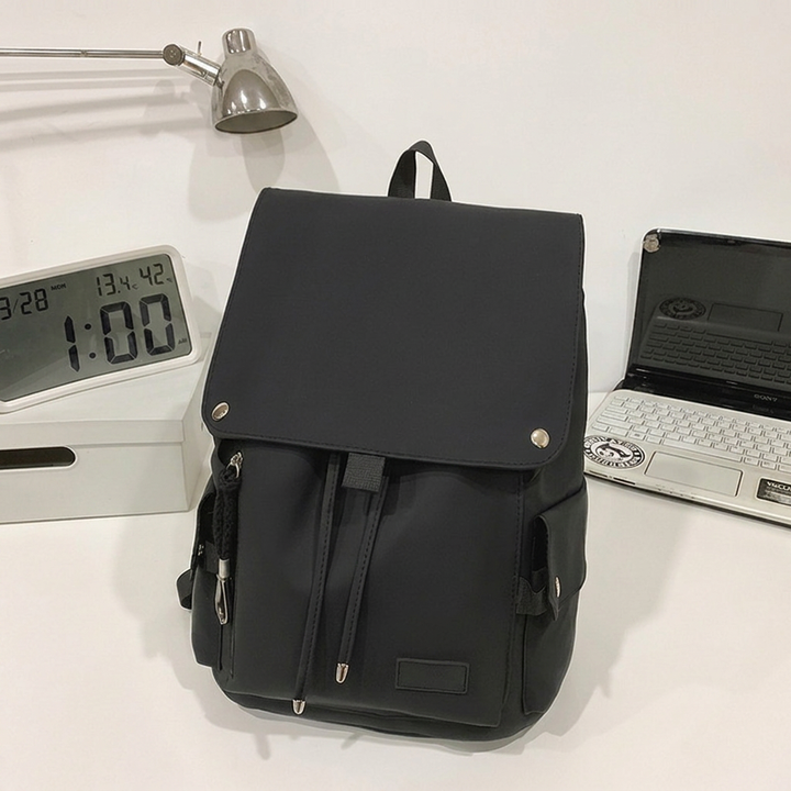 Professional Multi-Compartment Laptop Bag for Work and Travel