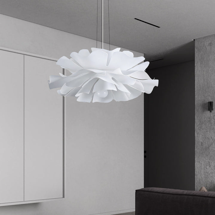 Lustre in the form of a Nordic Lotus Flower Gupton