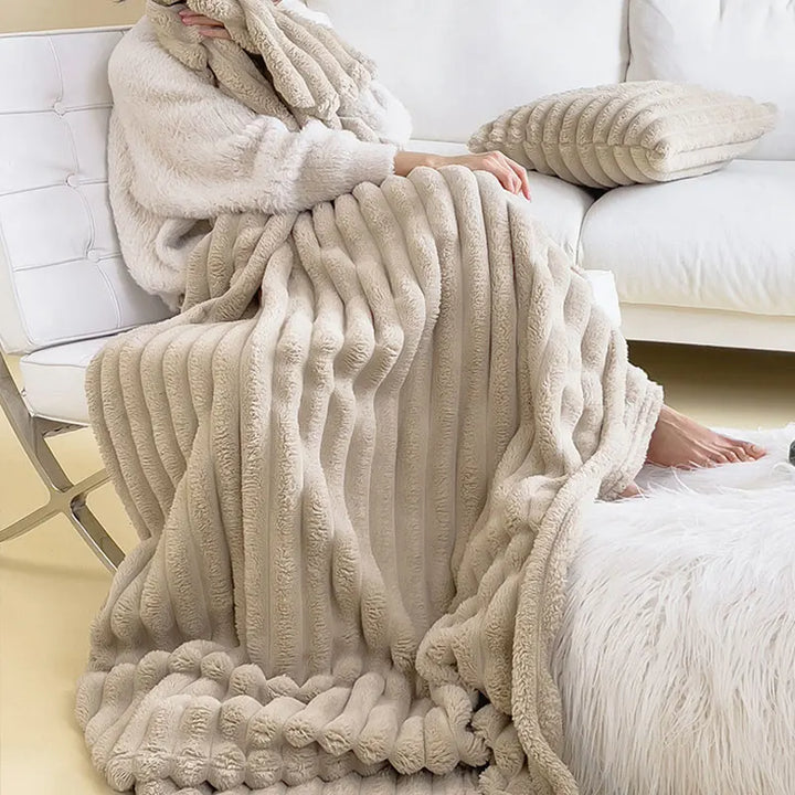 Premium Plush Heated Comfort Blanket - Soft Rabbit Fleece for Ultimate Warmth