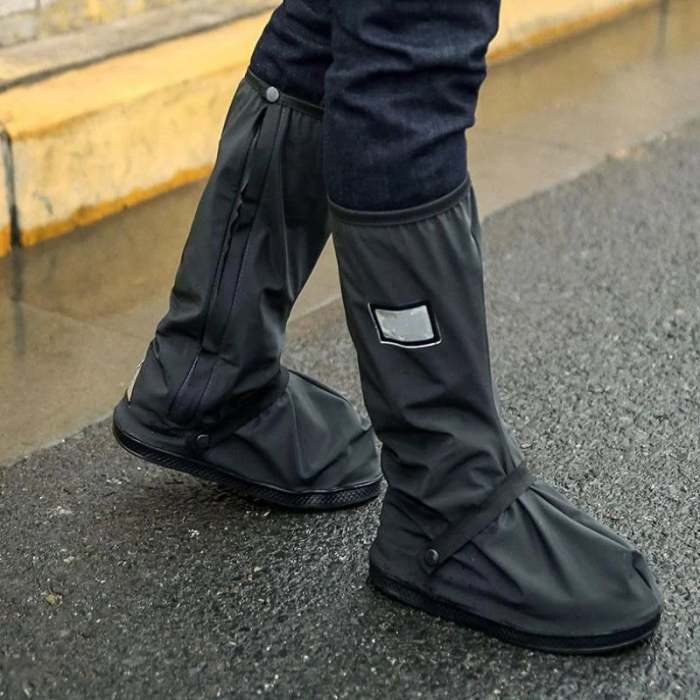 Hydroboots™ - waterproof and non-slip shoe covers
